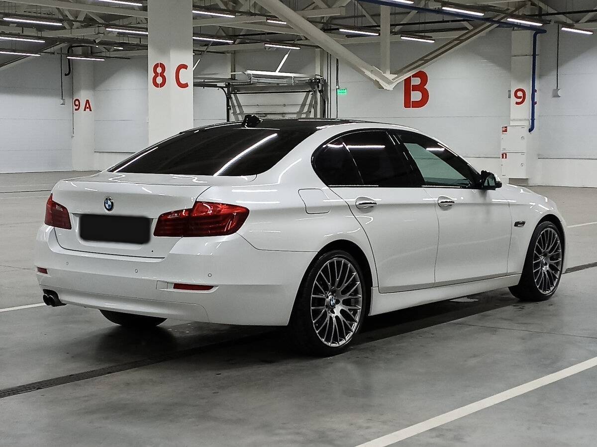 BMW 5 серии 525d xDrive, 2015 Фото №5