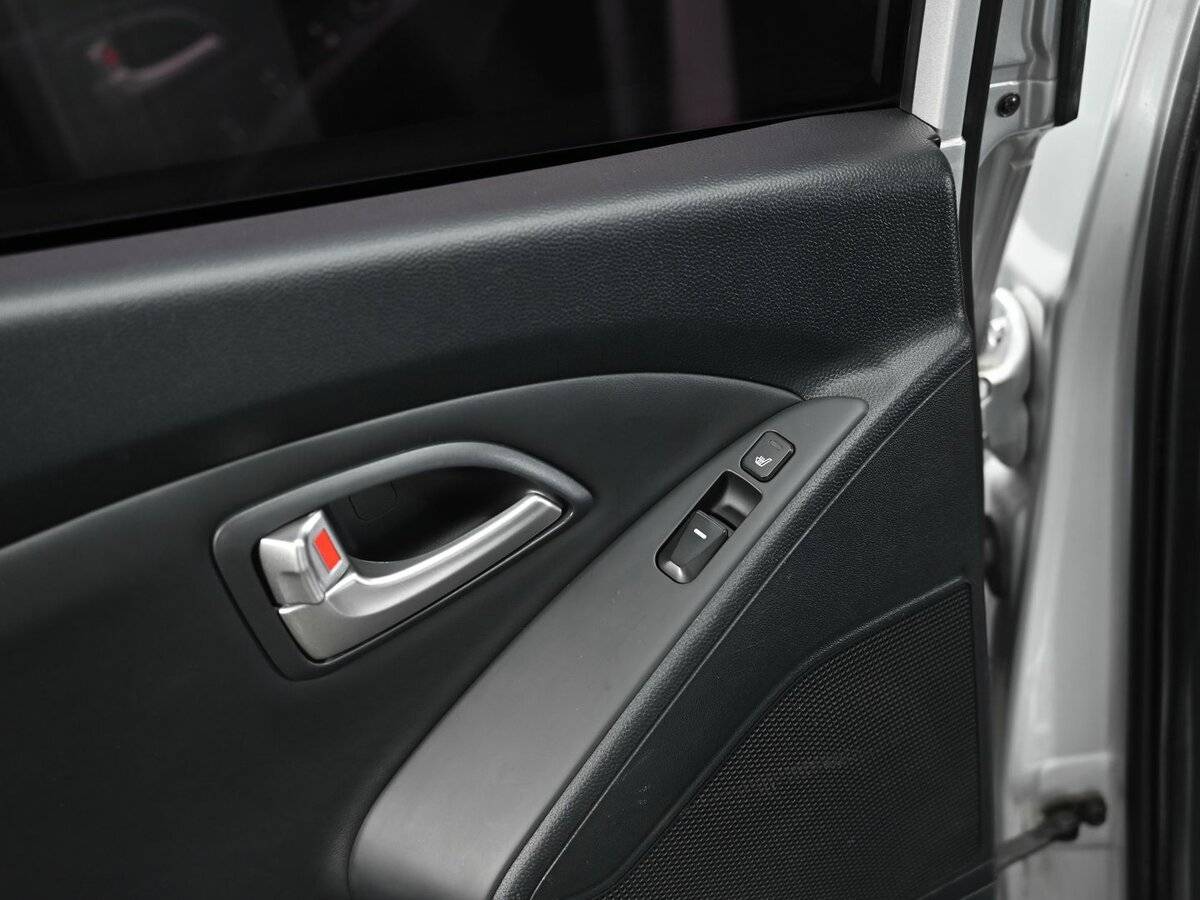 Hyundai ix35, 2012 Фото №16