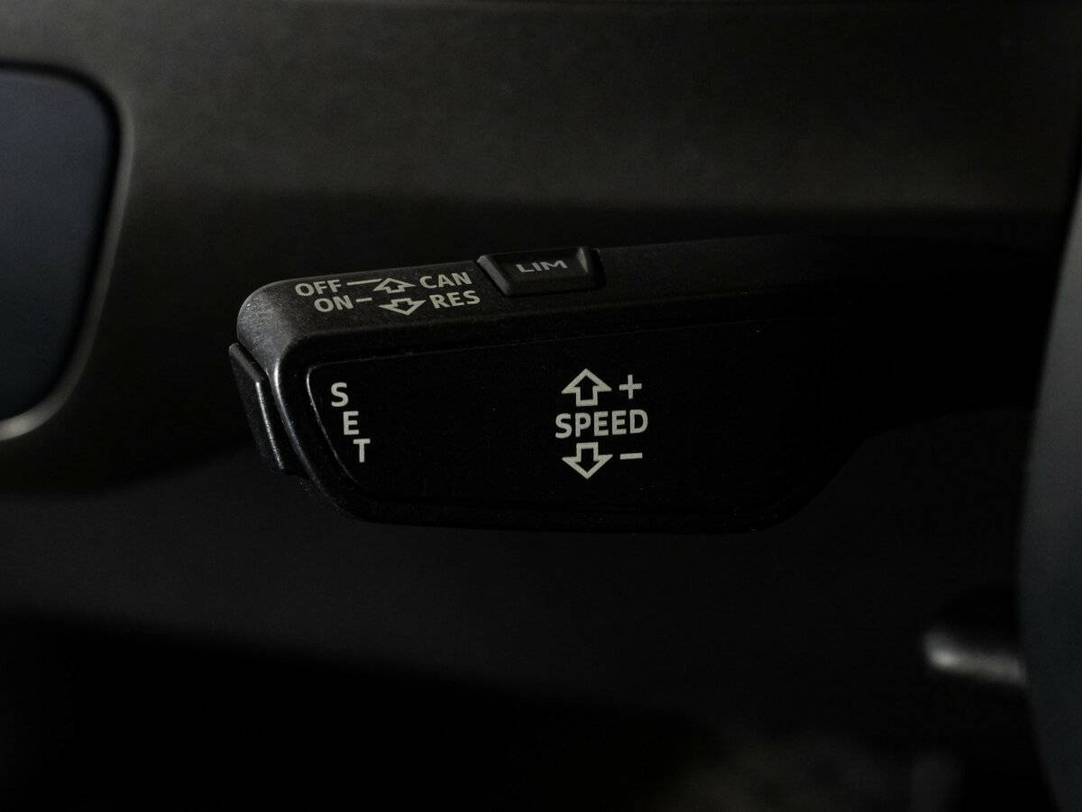 Audi Q7, 2015 Фото №31