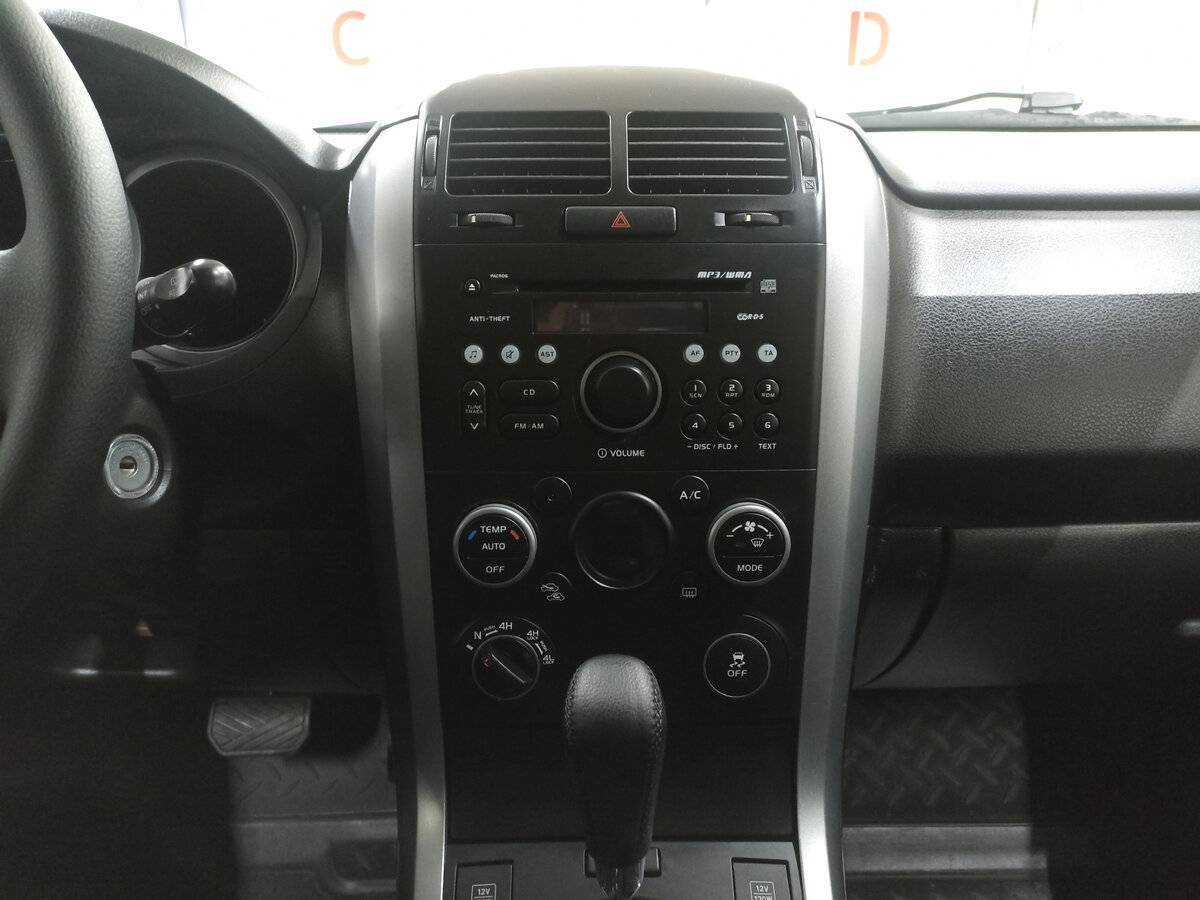 Suzuki Grand Vitara, 2013 Фото №15