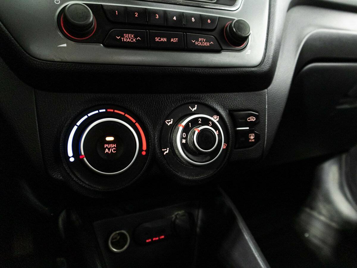 Kia Rio 6-speed, 2014 Фото №15