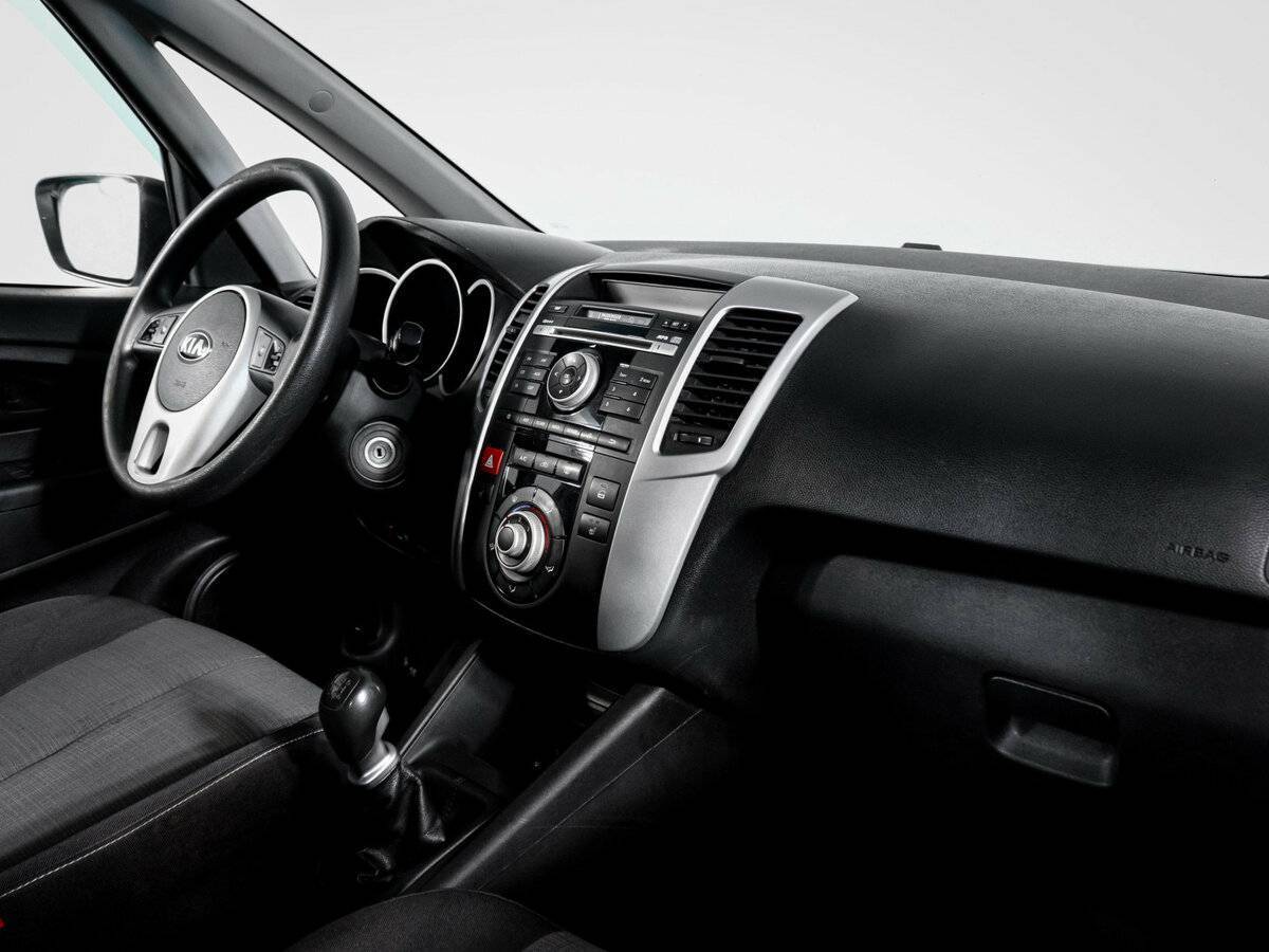 Kia Venga, 2013 Фото №7