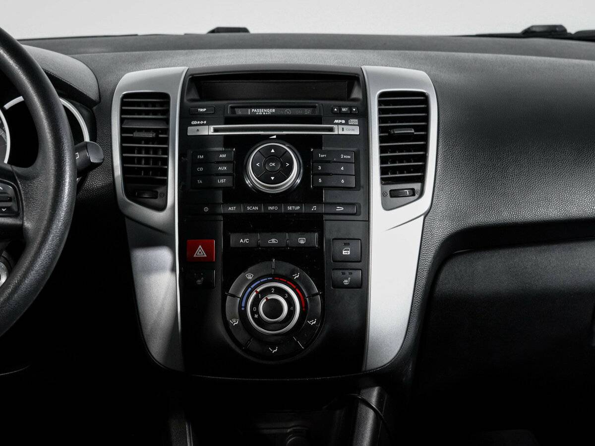Kia Venga, 2013 Фото №10