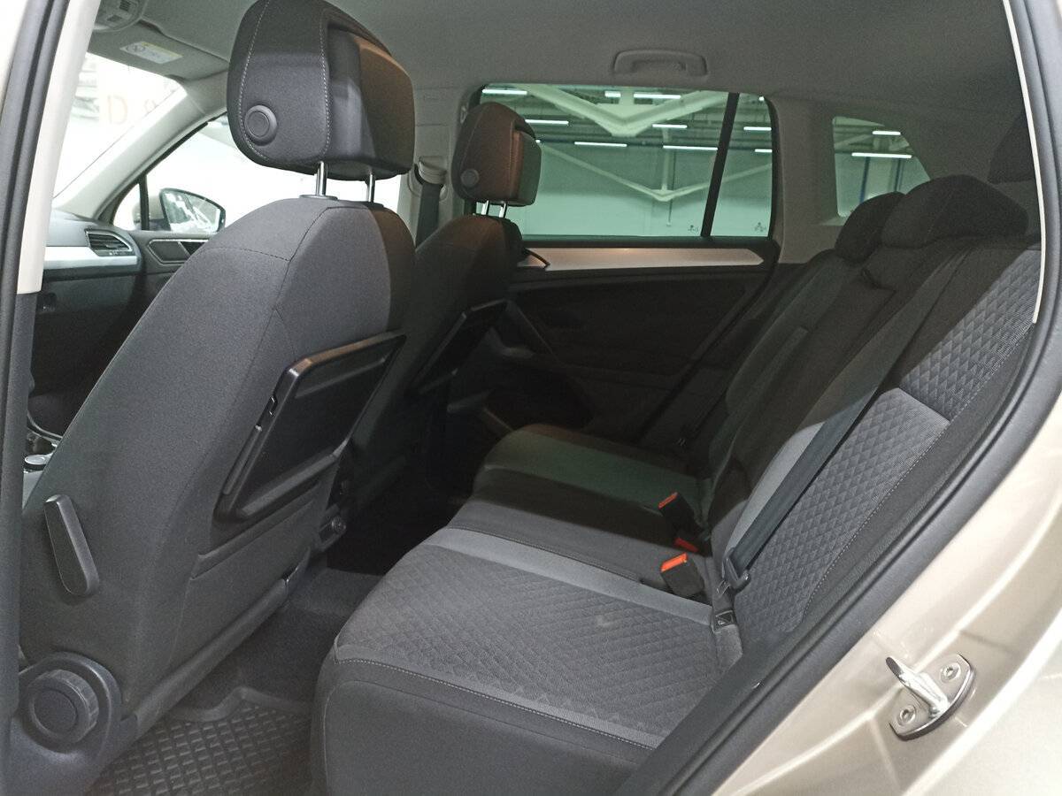 Volkswagen Tiguan, 2017 Фото №12