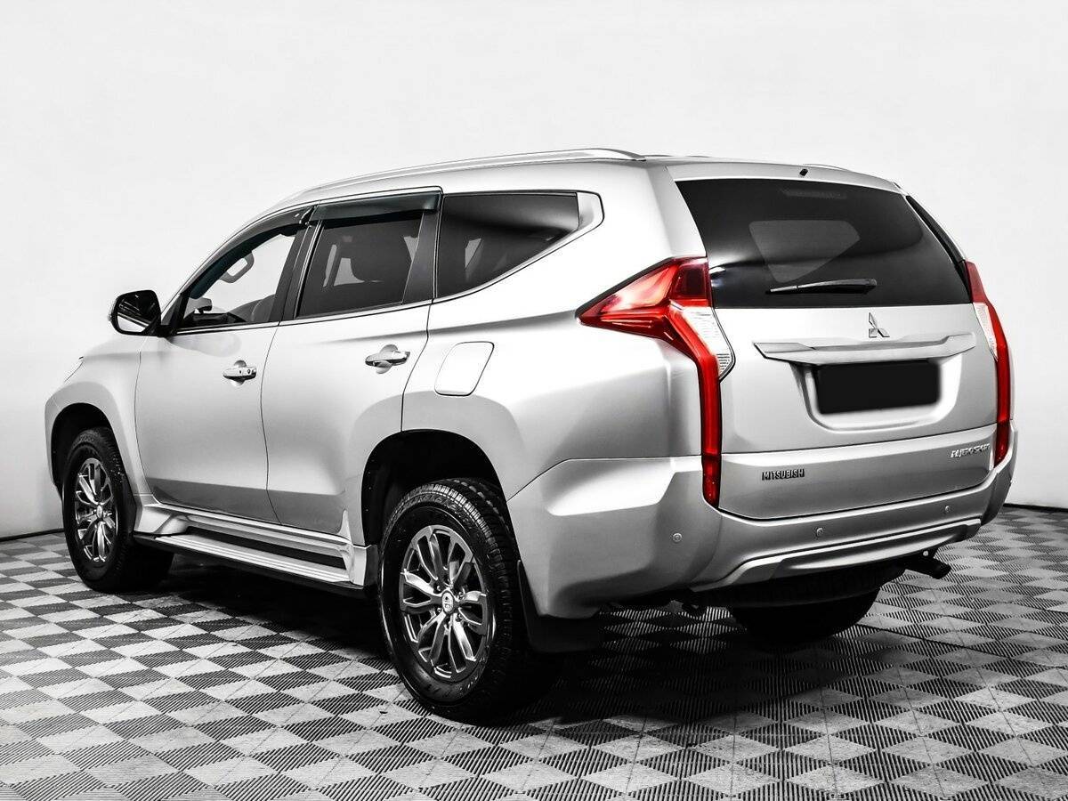 Mitsubishi Pajero Sport, 2017 Фото №7