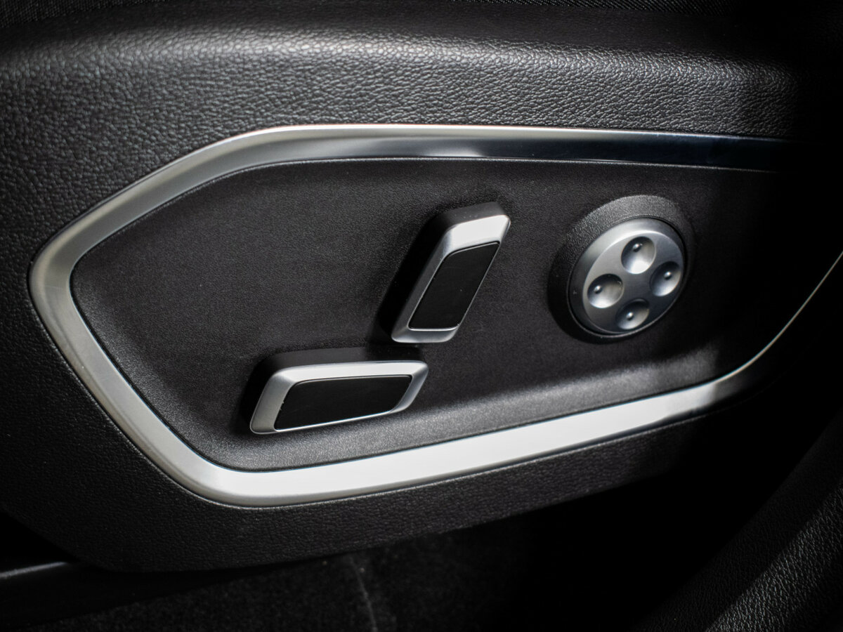 Geely Tugella I Рестайлинг, 2022 Фото №19