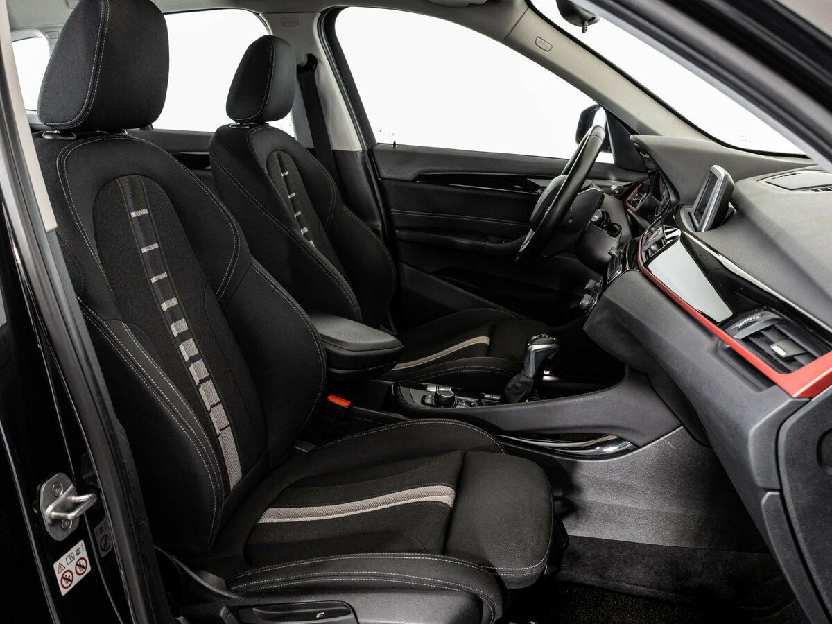 BMW X1 20i xDrive II (F48), 2017 Фото №16