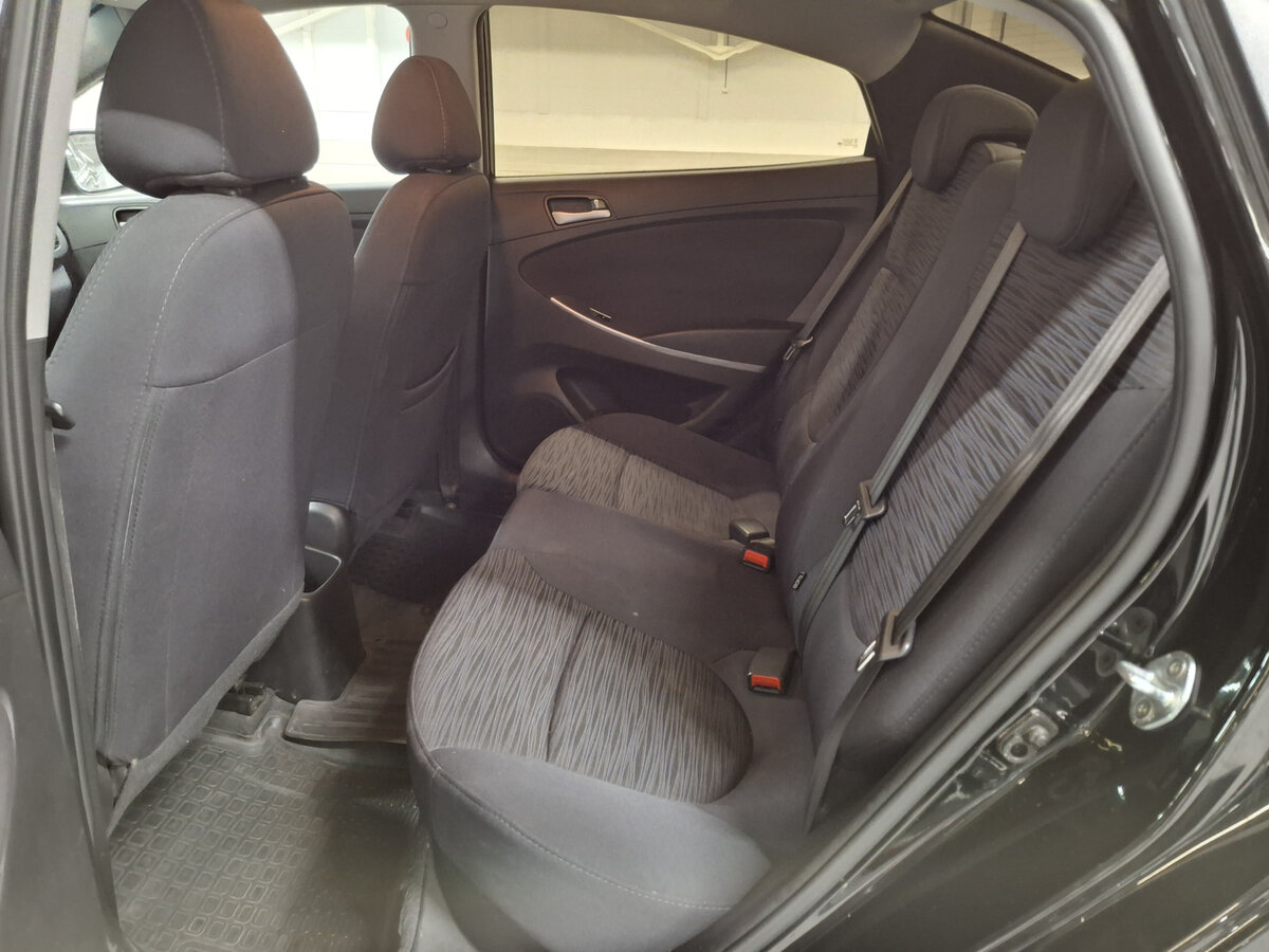 Hyundai Solaris I Рестайлинг, 2015 Фото №12