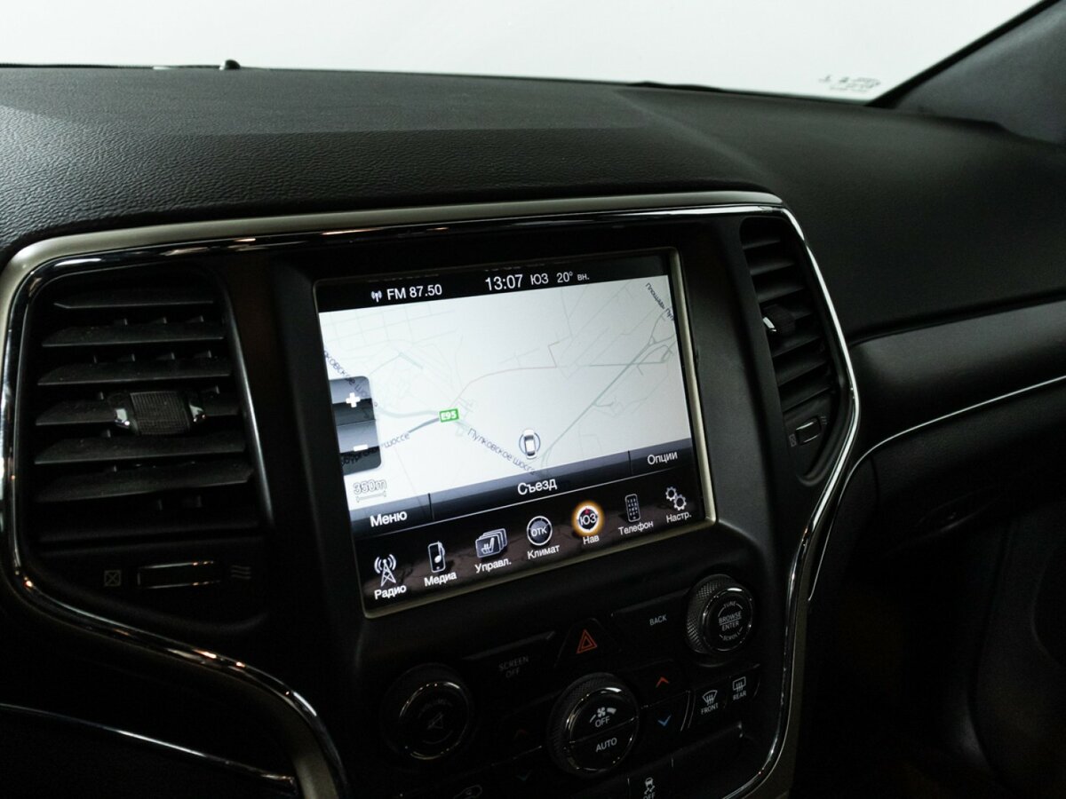 Jeep Grand Cherokee IV (WK2) Рестайлинг, 2015 Фото №18