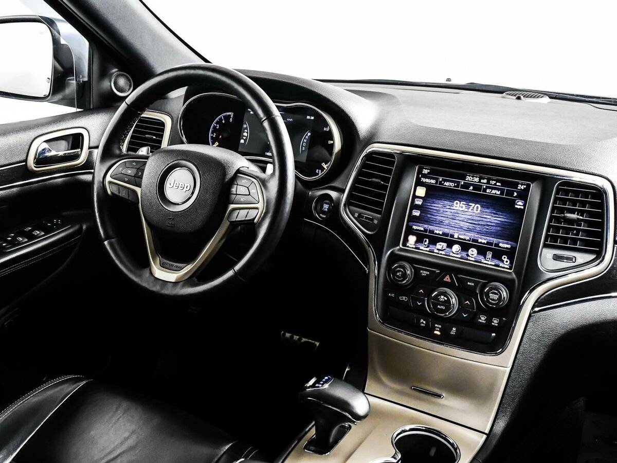 Jeep Grand Cherokee IV (WK2) Рестайлинг, 2014 Фото №7