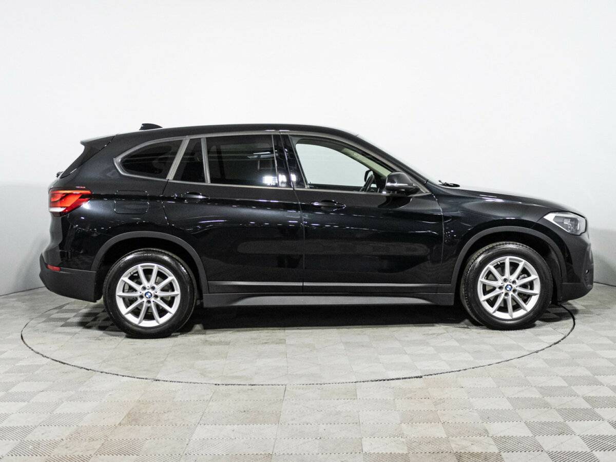 BMW X1 18i sDrive II (F48) Рестайлинг, 2020 Фото №4