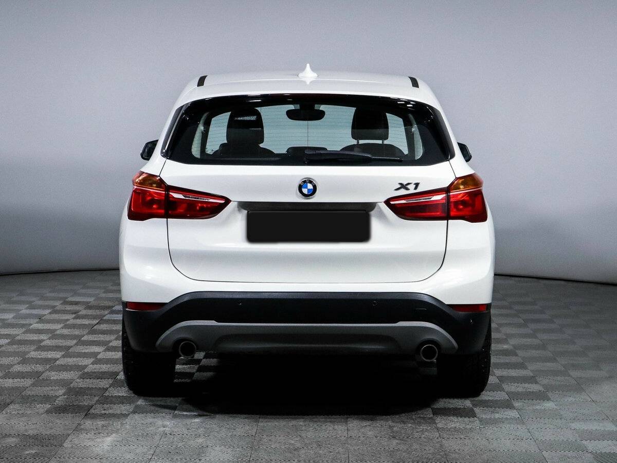 BMW X1 20i xDrive II (F48), 2016 Фото №6