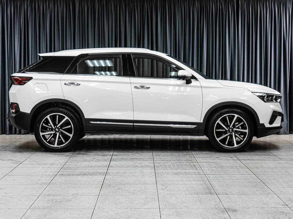 FAW Bestune T77 I, 2023 Фото №5