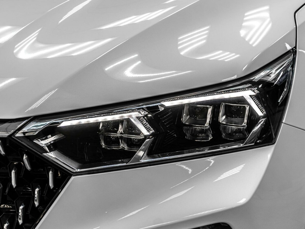 FAW Bestune T77 I, 2023 Фото №6