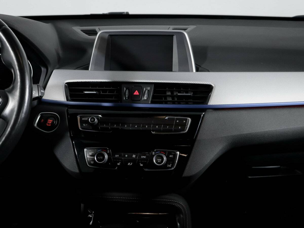 BMW X1 20i xDrive II (F48), 2018 Фото №13