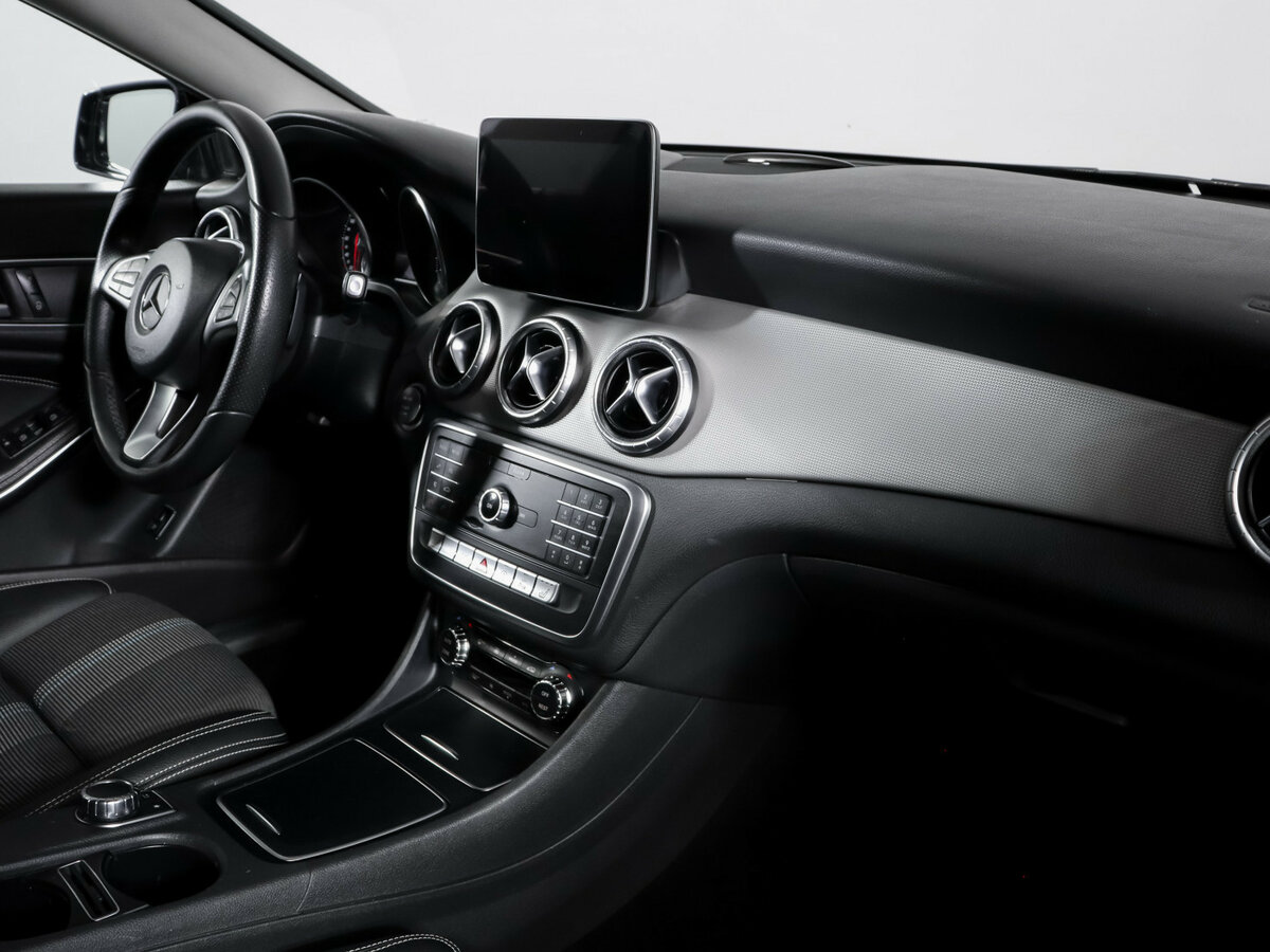 Mercedes-Benz CLA 200 I (C117, X117) Рестайлинг, 2017 - 51 250 км. | Фото №7