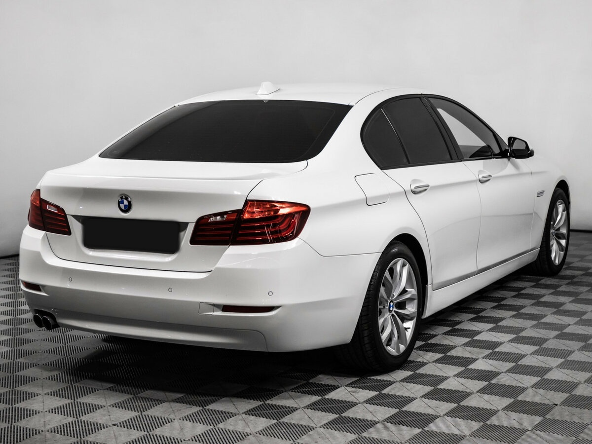 BMW 5 серии 520i VI (F10/F11/F07) Рестайлинг, 2015 Фото №5