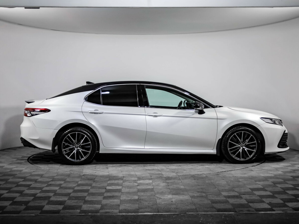 Toyota Camry VIII (XV70) Рестайлинг, 2021 Фото №4