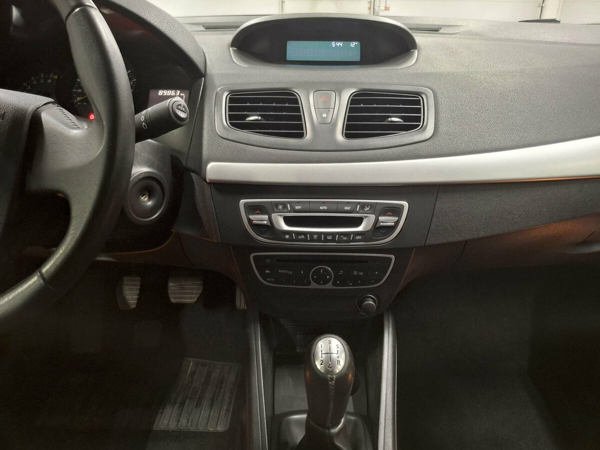 Renault Fluence I, 2012 Фото №15