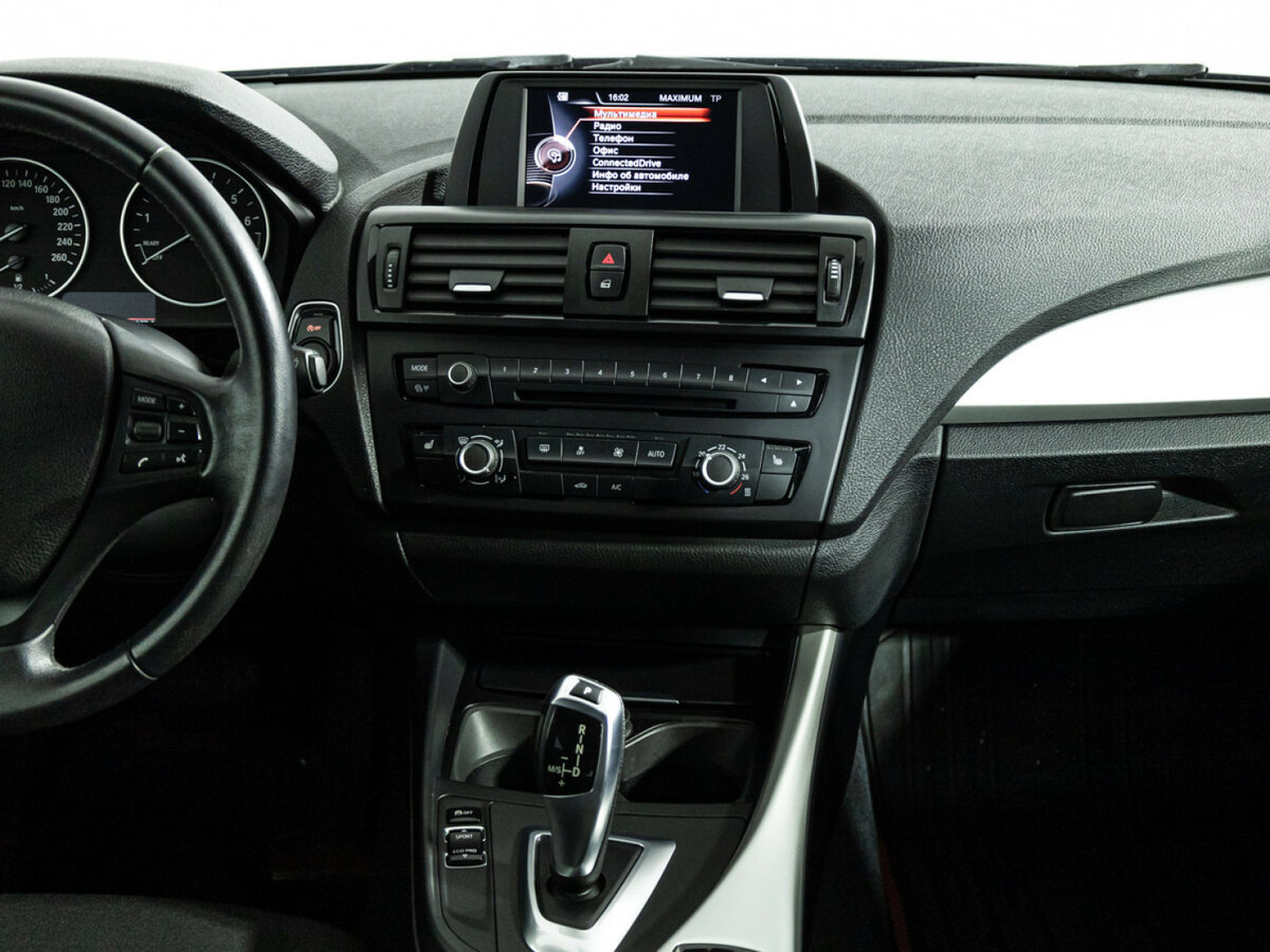 BMW 1 серии 116i II (F20/F21), 2013 Фото №14