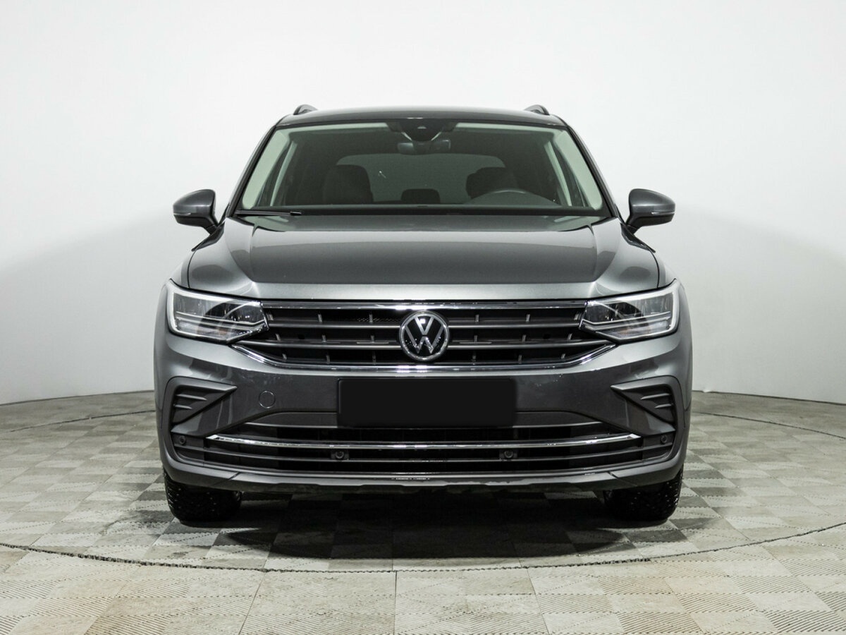 Volkswagen Tiguan II Рестайлинг, 2021 - 17 404 км. | Фото №2