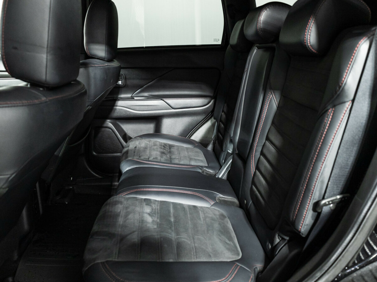 Mitsubishi Outlander III Рестайлинг 3, 2020 Фото №10