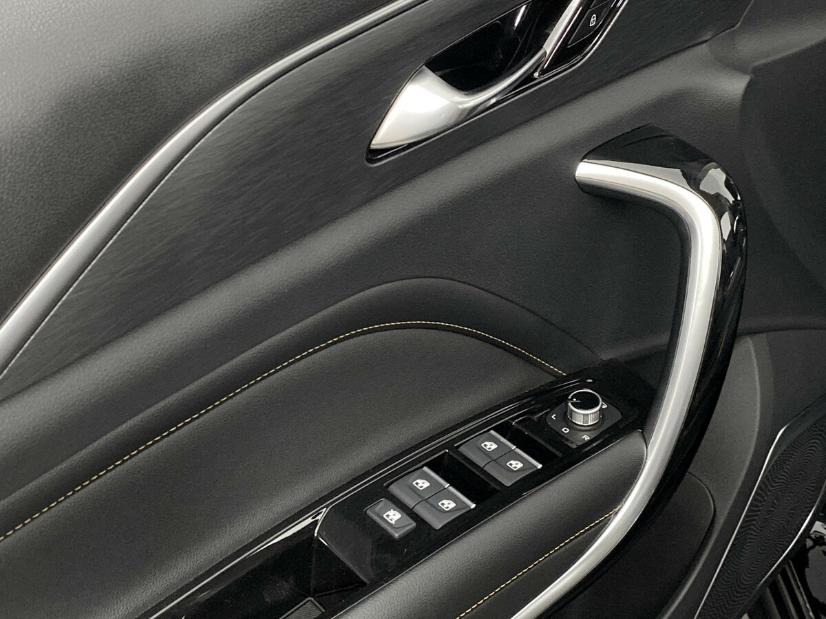 FAW Bestune T77 I, 2023 Фото №17