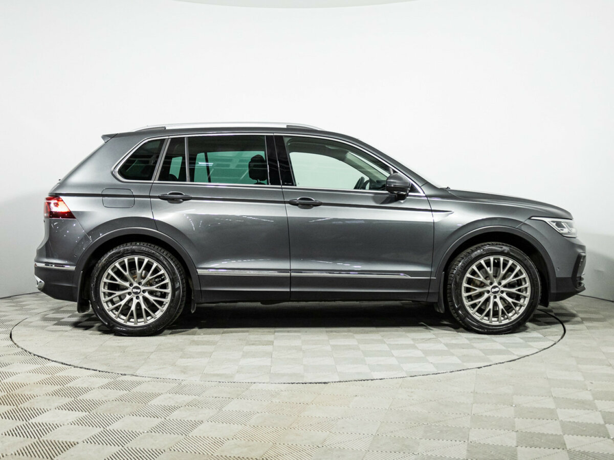 Volkswagen Tiguan II Рестайлинг, 2020 - 77 444 км. | Фото №4